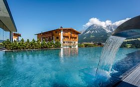 Hotel Der Baer